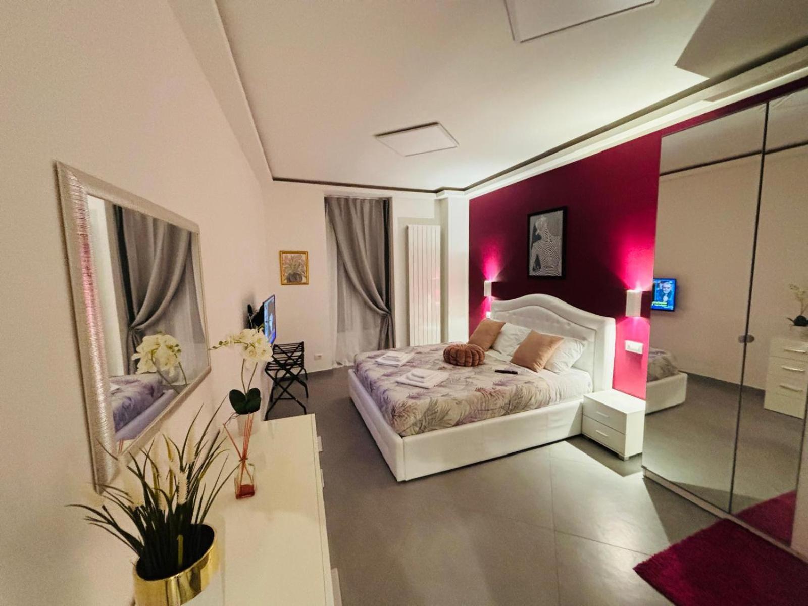Nice Apartments In The Historic Center Verbania Exterior photo